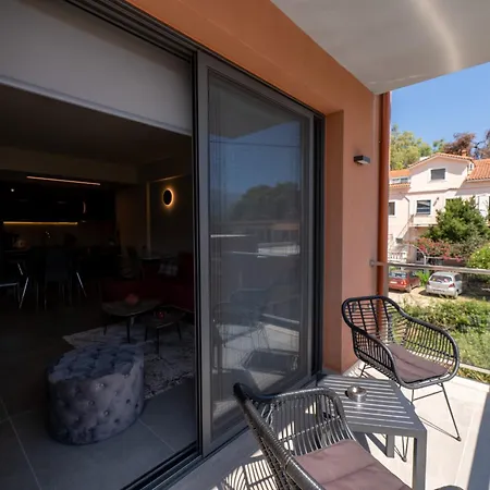 Napier's Apartament *